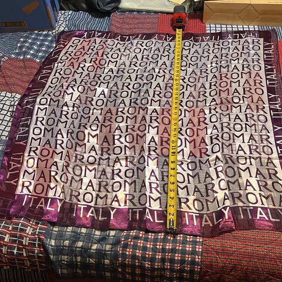 🎉SALE🎉$5 or 3 for $10🎉🩵💙Brand new🤍💜 Roma Italy Scarf💜From Italy 🇮🇹 - Picture 3 of 6